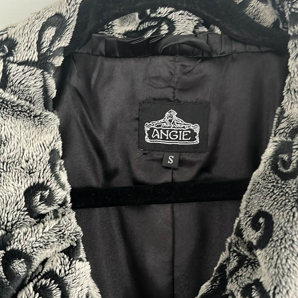 🌺Worn gently once. Size “S” long Angie coat. Three button front & two pockets.